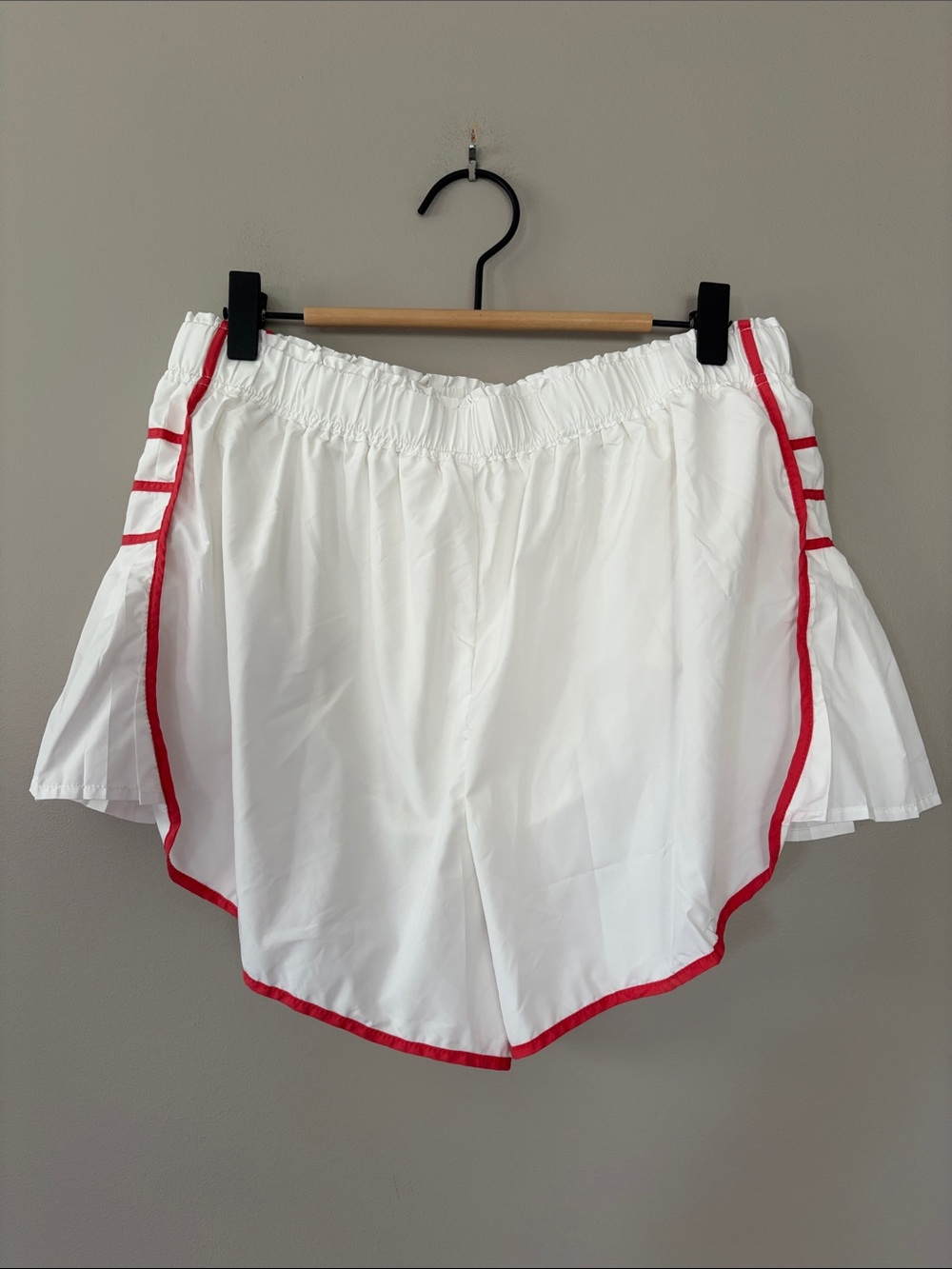 Free People FP Movement Easy Tiger Shorts Medium White Red Trim Athletic Workout - Picture 3 of 9
